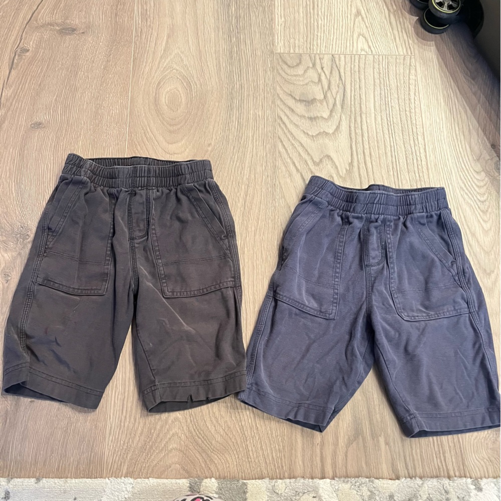 Tea Collection Boys Pull-On Pocket Shorts in Black and Navy